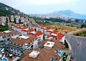 2 + 1 بنتهاوس على كليوباترا