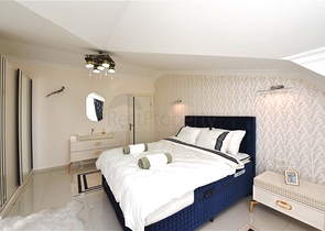 2 + 1 بنتهاوس على كليوباترا