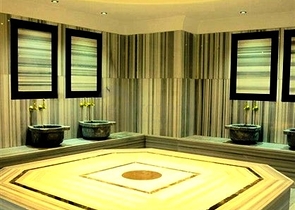 2 + 1 بنتهاوس على كليوباترا