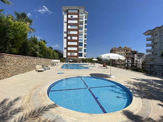 بنتهاوس مع إطلالة بانورامية على البحر في منطقة توسمور