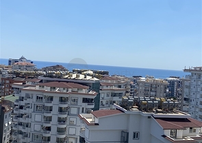 بنتهاوس مع إطلالة بانورامية على البحر في منطقة توسمور