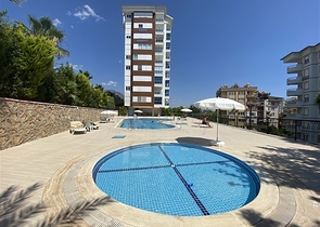 بنتهاوس مع إطلالة بانورامية على البحر في منطقة توسمور