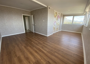 بنتهاوس مع إطلالة بانورامية على البحر في منطقة توسمور