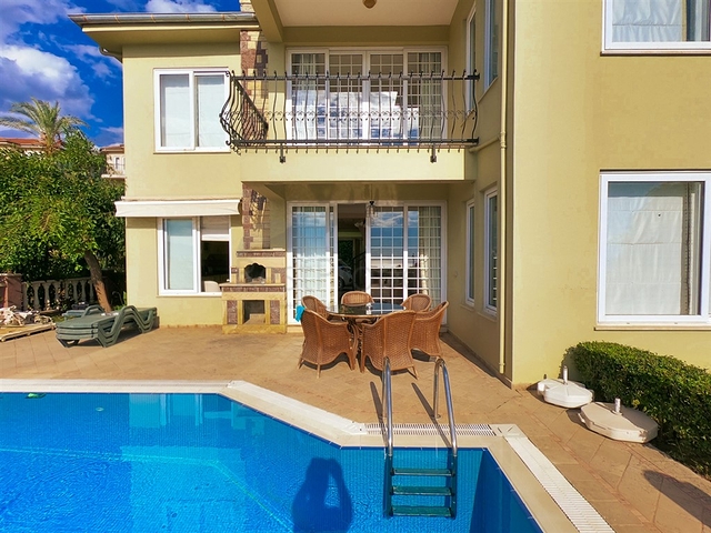 فيلا مطلة على منطقة كارجيجاك