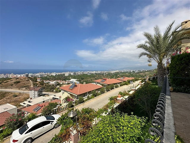 فيلا 4+1 في منطقة كارجيجاك النخبة 