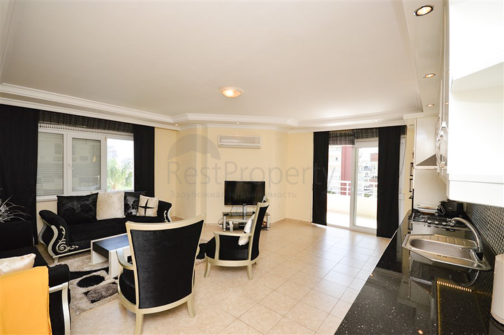 شقة فسيحة 3 + 1 في منطقة توسمور