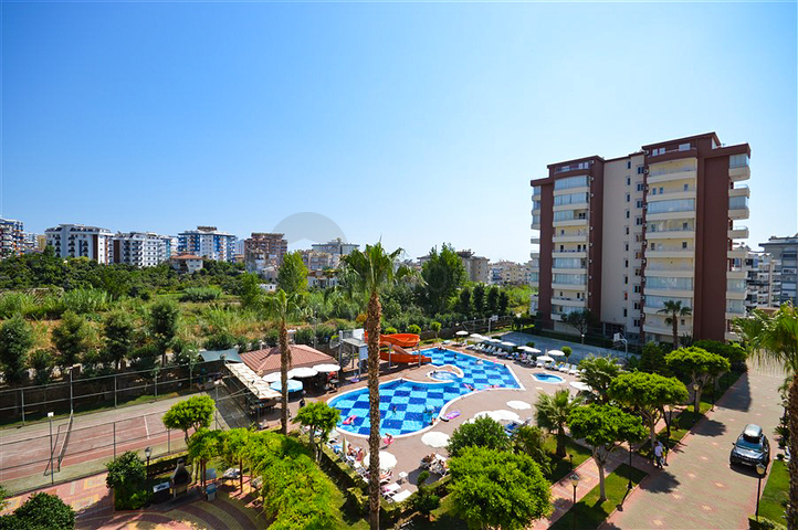 شقة فسيحة 3 + 1 في منطقة توسمور