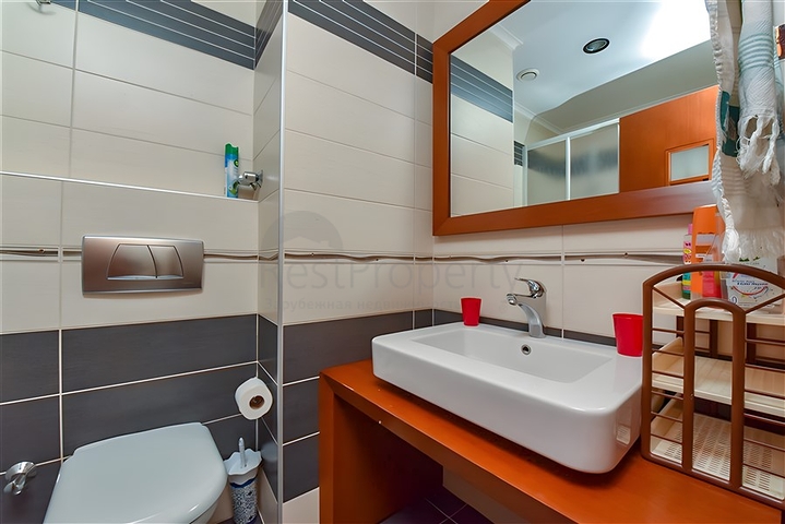 شقة مفروشة 2 + 1 في مجمع على الساحل الأول في وسط ألانيا شقة مفروشة 2 + 1 في مجمع على الساحل الأول في وسط ألانيا