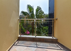 شقة مفروشة 2 + 1 في مجمع على الساحل الأول في وسط ألانيا شقة مفروشة 2 + 1 في مجمع على الساحل الأول في وسط ألانيا