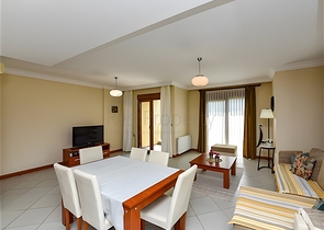 شقة مفروشة 2 + 1 في مجمع على الساحل الأول في وسط ألانيا شقة مفروشة 2 + 1 في مجمع على الساحل الأول في وسط ألانيا