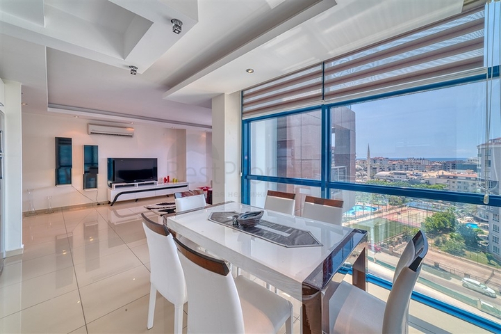 شقة فسيحة 2 + 1 بالقرب من مركز تسوق ألانيوم شقة فسيحة 2 + 1 بالقرب من مركز تسوق ألانيوم