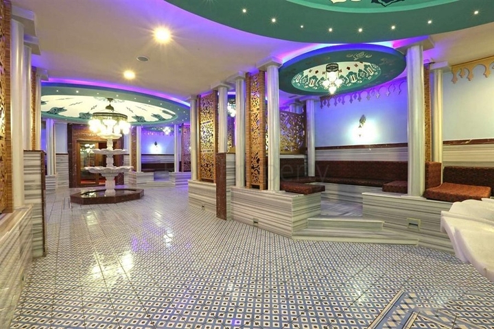 شقة فسيحة 2 + 1 بالقرب من مركز تسوق ألانيوم شقة فسيحة 2 + 1 بالقرب من مركز تسوق ألانيوم