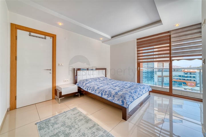 شقة فسيحة 2 + 1 بالقرب من مركز تسوق ألانيوم شقة فسيحة 2 + 1 بالقرب من مركز تسوق ألانيوم