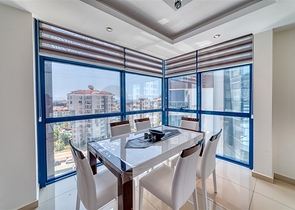 شقة فسيحة 2 + 1 بالقرب من مركز تسوق ألانيوم شقة فسيحة 2 + 1 بالقرب من مركز تسوق ألانيوم