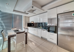 شقة فسيحة 2 + 1 بالقرب من مركز تسوق ألانيوم شقة فسيحة 2 + 1 بالقرب من مركز تسوق ألانيوم