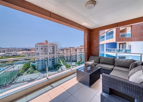 شقة فسيحة 2 + 1 بالقرب من مركز تسوق ألانيوم شقة فسيحة 2 + 1 بالقرب من مركز تسوق ألانيوم