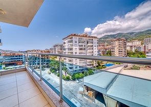 شقة فسيحة 2 + 1 بالقرب من مركز تسوق ألانيوم شقة فسيحة 2 + 1 بالقرب من مركز تسوق ألانيوم