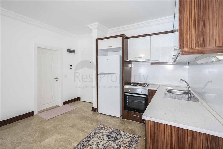 شقة مفروشة 1 + 1 في كستل