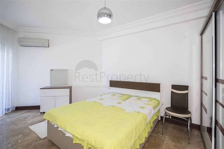 شقة مفروشة 1 + 1 في كستل