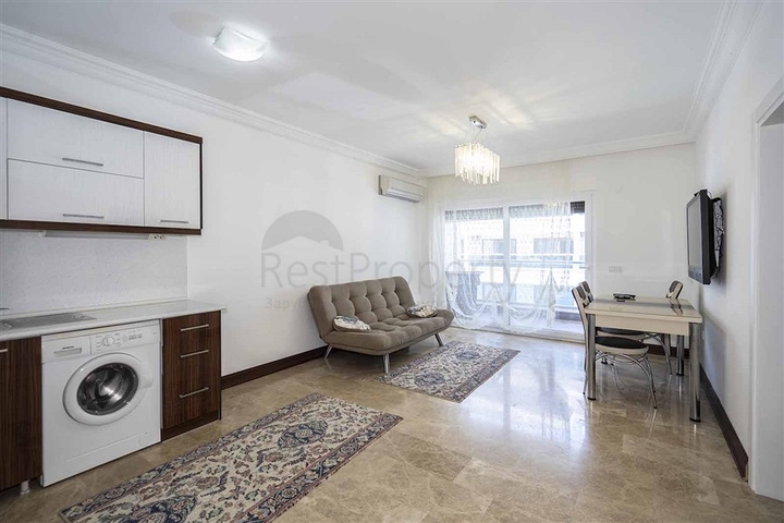 شقة مفروشة 1 + 1 في كستل