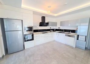 شقة فسيحة 2 + 1 في منطقة أوبا شقة فسيحة 2 + 1 في منطقة أوبا