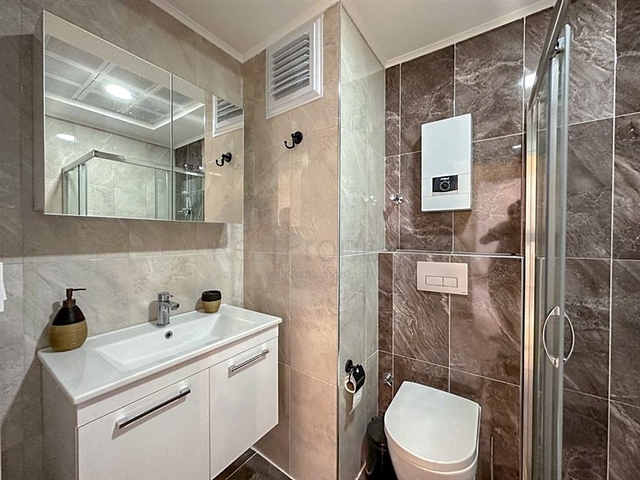 شقة جاهزة 1 + 1 في حي أفسالار