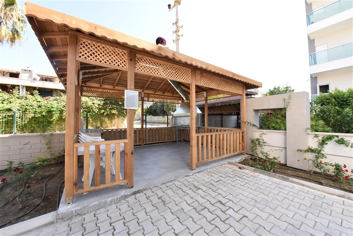 شقة جاهزة 1 + 1 في حي أفسالار