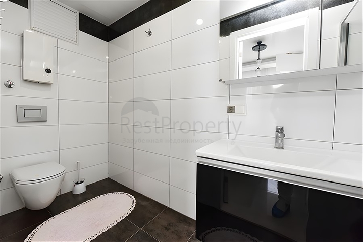 دوبلكس واسع 3 + 1 في منطقة كيستل الشهيرة