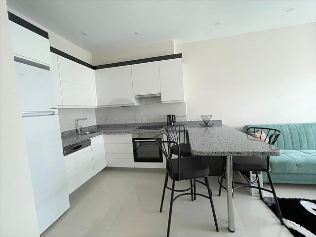 شقة 1 + 1 في منطقة كارجيجاك 200 متر من البحر شقة 1 + 1 في منطقة كارجيجاك 200 متر من البحر