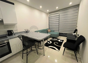 شقة 1 + 1 في منطقة كارجيجاك 200 متر من البحر شقة 1 + 1 في منطقة كارجيجاك 200 متر من البحر