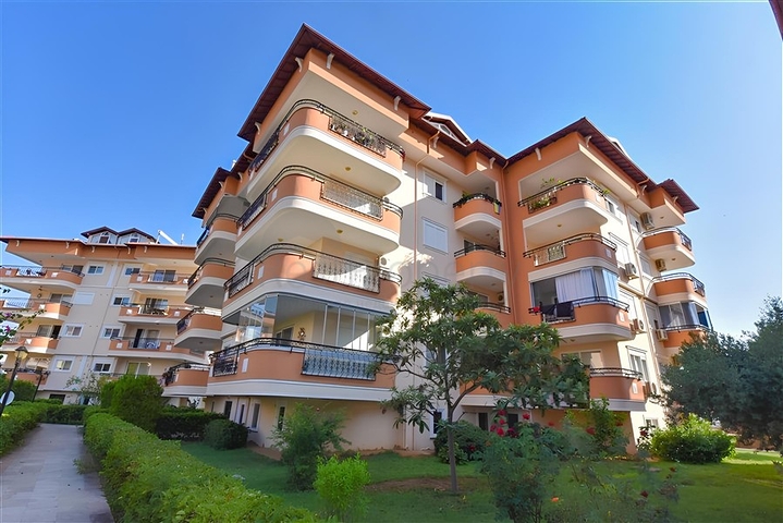 شقة فسيحة 2 + 1 على البحر في المنطقة الوسطى من أوبا شقة فسيحة 2 + 1 على البحر في المنطقة الوسطى من أوبا