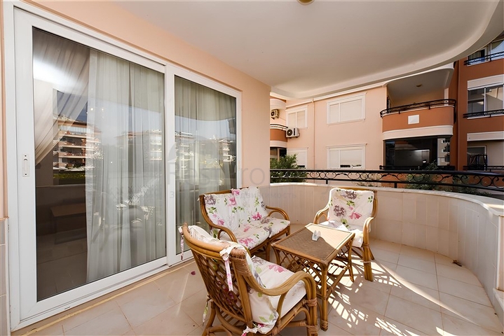 شقة فسيحة 2 + 1 على البحر في المنطقة الوسطى من أوبا شقة فسيحة 2 + 1 على البحر في المنطقة الوسطى من أوبا