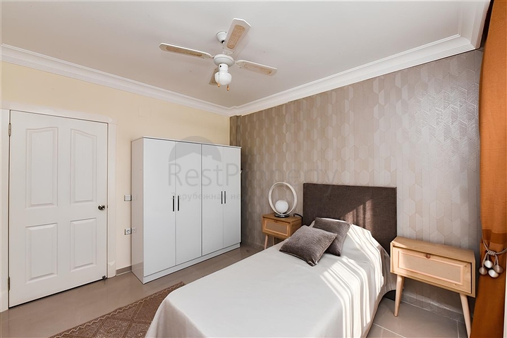 شقة فسيحة 2 + 1 على البحر في المنطقة الوسطى من أوبا شقة فسيحة 2 + 1 على البحر في المنطقة الوسطى من أوبا