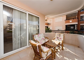 شقة فسيحة 2 + 1 على البحر في المنطقة الوسطى من أوبا شقة فسيحة 2 + 1 على البحر في المنطقة الوسطى من أوبا