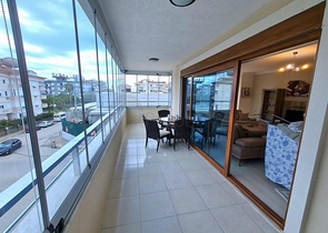 شقة فسيحة 2 + 1 في منطقة مفتوحة لتصريح الإقامة شقة فسيحة 2 + 1 في منطقة مفتوحة لتصريح الإقامة