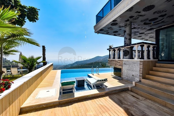 فيلا مفروشة 3 + 2 في حي بكتاش