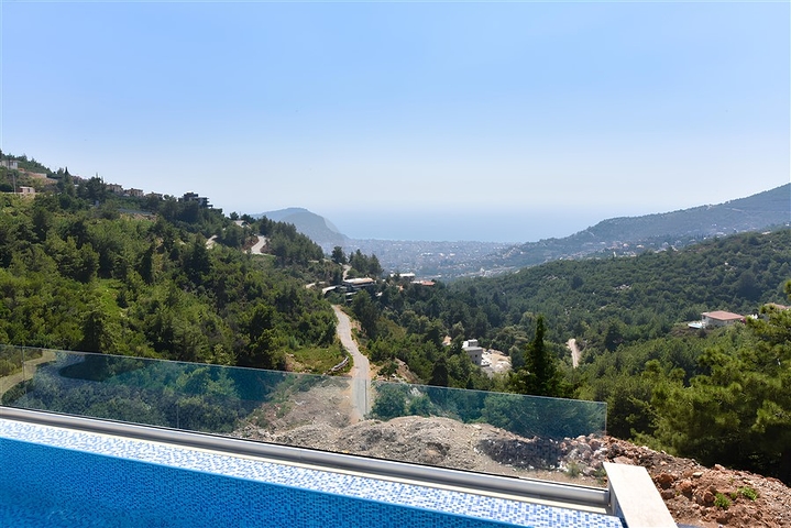 فيلا مفروشة 3 + 2 في حي بكتاش