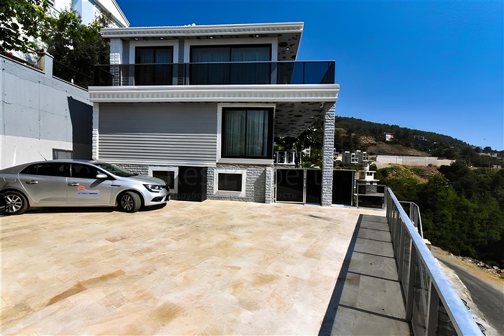 فيلا مفروشة 3 + 2 في حي بكتاش