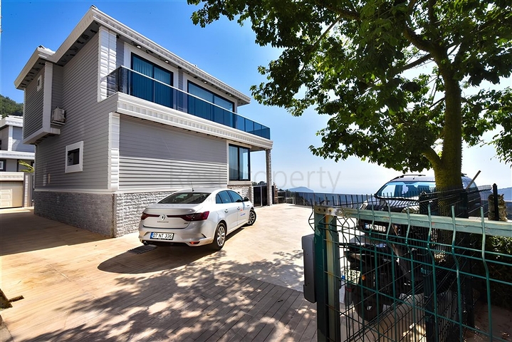 فيلا مفروشة 3 + 2 في حي بكتاش