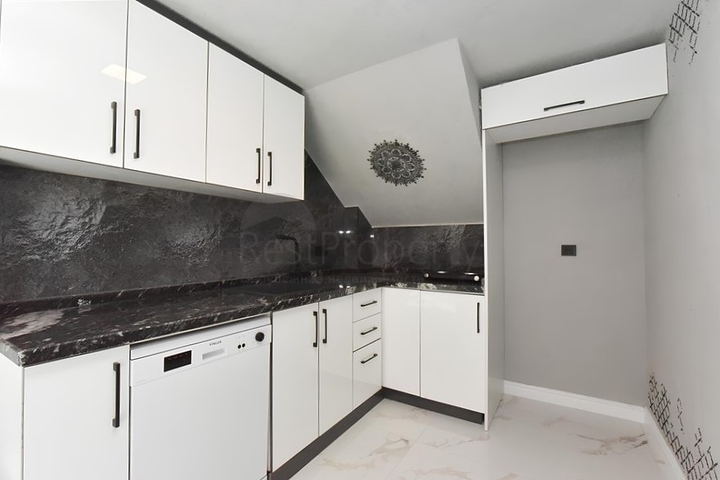 فيلا مفروشة 3 + 2 في حي بكتاش