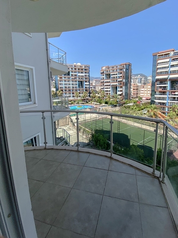 شقة 2 + 1 في منطقة مفتوحة لتصريح الإقامة