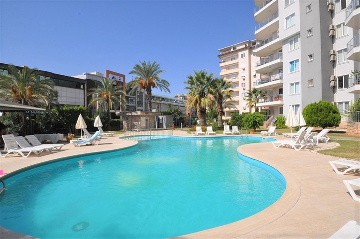 شقة 2 + 1 في منطقة مفتوحة لتصريح الإقامة