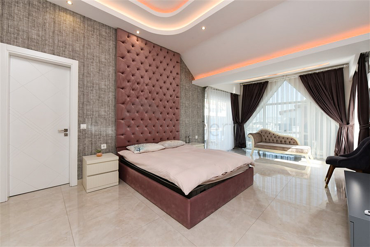 بنتهاوس فاخر 4 + 1 في منطقة محمودلار الشهيرة بنتهاوس فاخر 4 + 1 في منطقة محمودلار الشهيرة