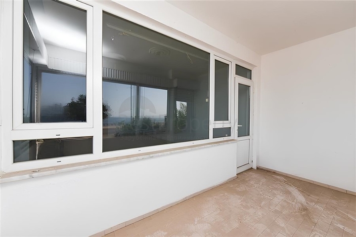 شقة فسيحة 3 + 1 في وسط ألانيا