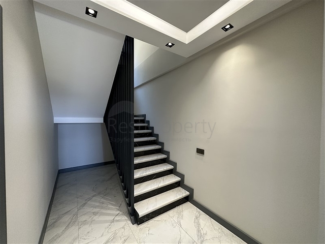 دوبلكس من خمس غرف للحصول على الجنسية مع إطلالات مباشرة على البحر والجبل دوبلكس من خمس غرف للحصول على الجنسية مع إطلالات مباشرة على البحر والجبل