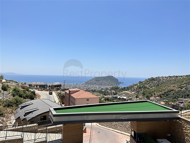 دوبلكس من خمس غرف للحصول على الجنسية مع إطلالات مباشرة على البحر والجبل دوبلكس من خمس غرف للحصول على الجنسية مع إطلالات مباشرة على البحر والجبل