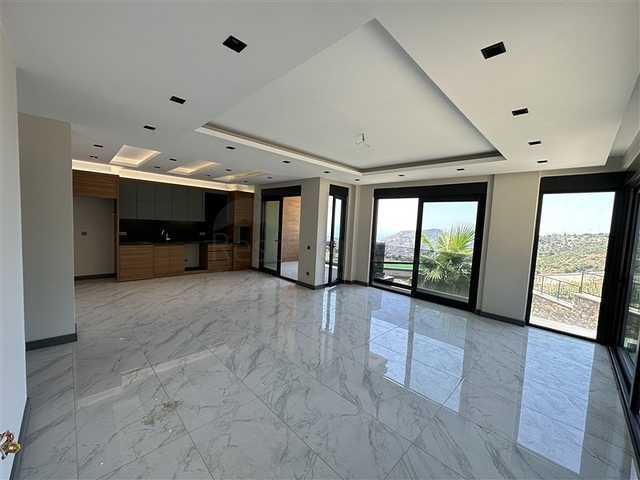 دوبلكس من خمس غرف للحصول على الجنسية مع إطلالات مباشرة على البحر والجبل دوبلكس من خمس غرف للحصول على الجنسية مع إطلالات مباشرة على البحر والجبل