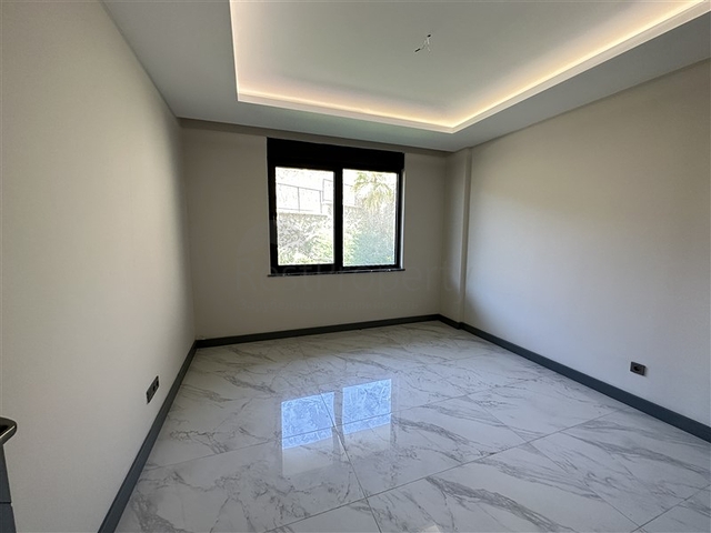 دوبلكس من خمس غرف للحصول على الجنسية مع إطلالات مباشرة على البحر والجبل دوبلكس من خمس غرف للحصول على الجنسية مع إطلالات مباشرة على البحر والجبل