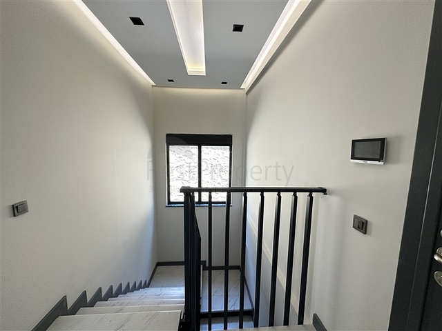 دوبلكس من خمس غرف للحصول على الجنسية مع إطلالات مباشرة على البحر والجبل دوبلكس من خمس غرف للحصول على الجنسية مع إطلالات مباشرة على البحر والجبل