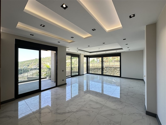 دوبلكس من خمس غرف للحصول على الجنسية مع إطلالات مباشرة على البحر والجبل دوبلكس من خمس غرف للحصول على الجنسية مع إطلالات مباشرة على البحر والجبل